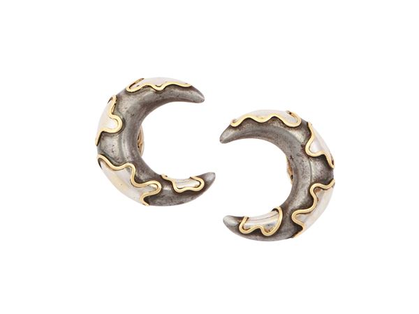 Aloisa Rucellai, gaillo gold and silver earrings