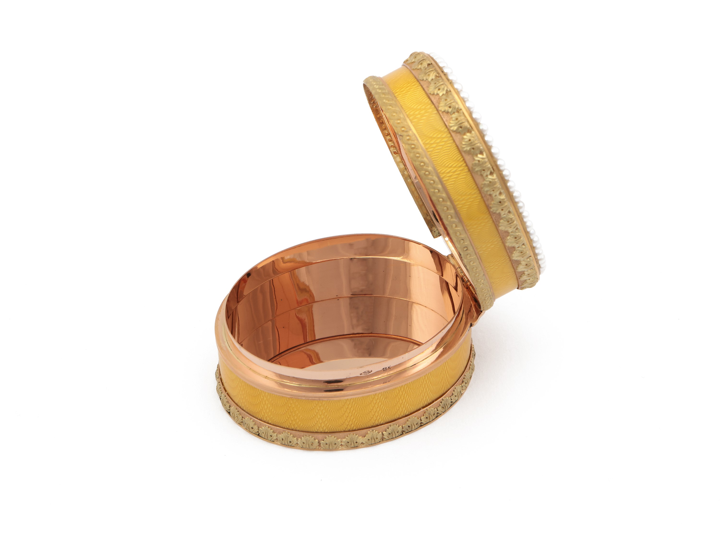 Tabacchiera in Oro Giallo e Rosa con Perle Smalti Gialli e Miniatura