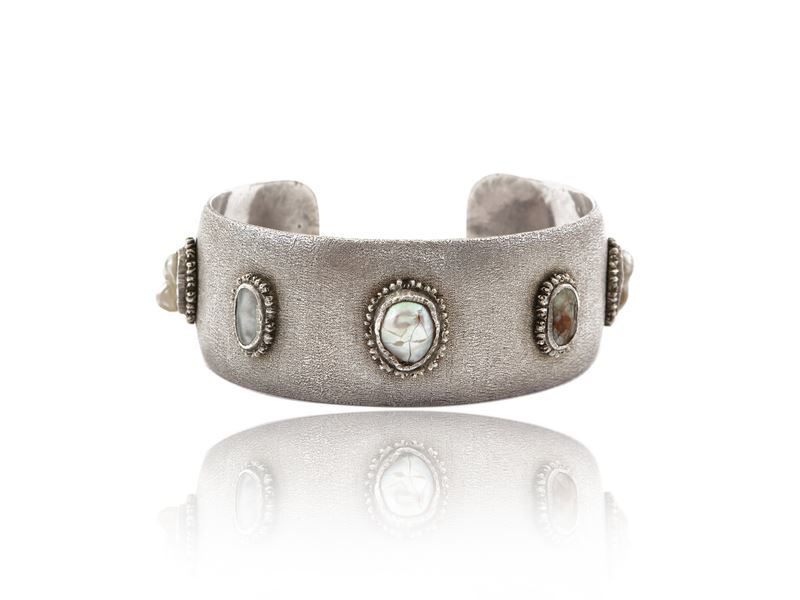 Buccellati, Bracciale Rigido in Argento con Perle