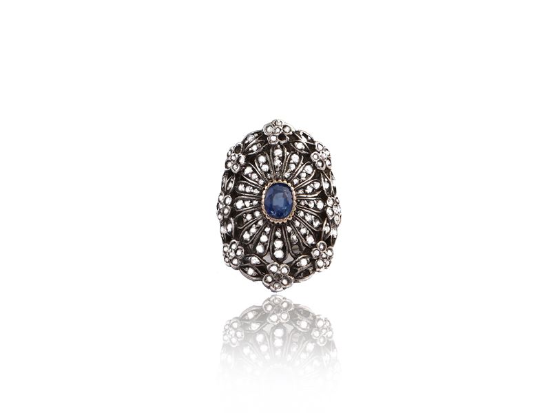 Anello in Oro Giallo e Argento con Diamante e Zaffiro