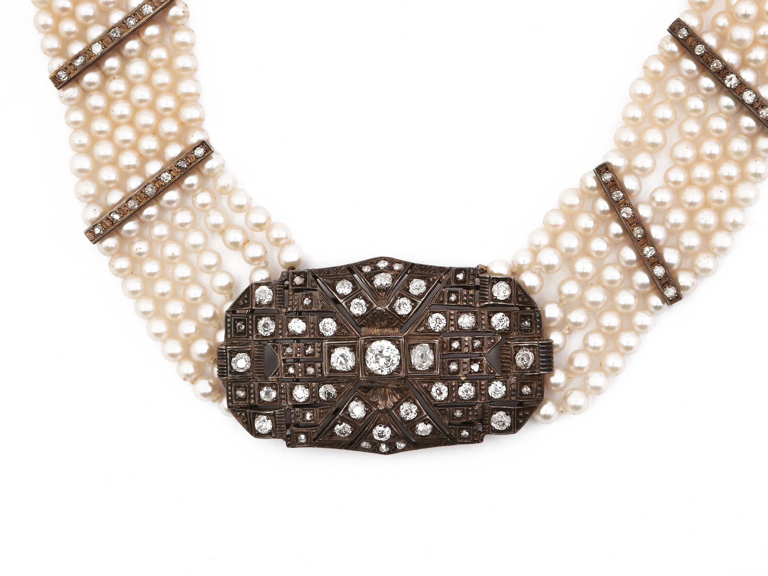 Collana Multifilo di Perle Coltivate con Fermezza ed Elementi in Argento e Diamanti