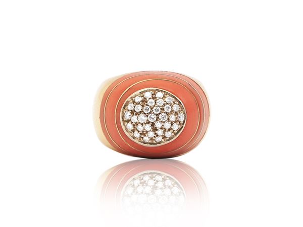 Yellow gold ring with diamonds and orange pink coral