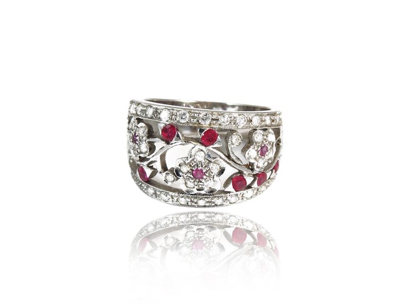 Anello Fascia in Oro Bianco con Diamanti e Rubini