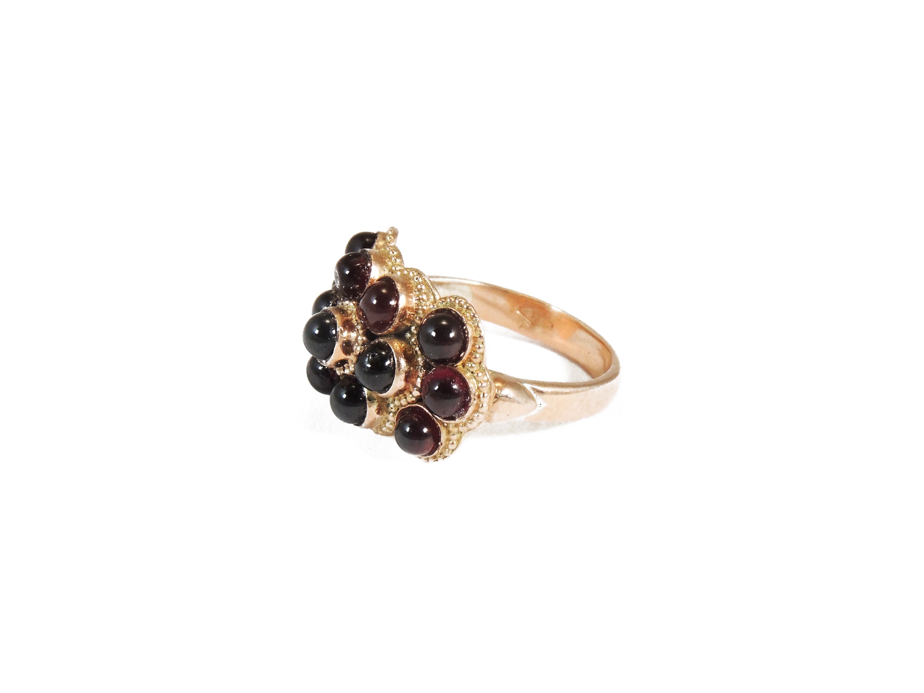 Anello in Oro Rosa 375/1000 con Granati