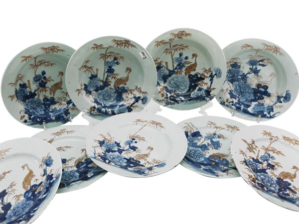 Series of porcelain plates