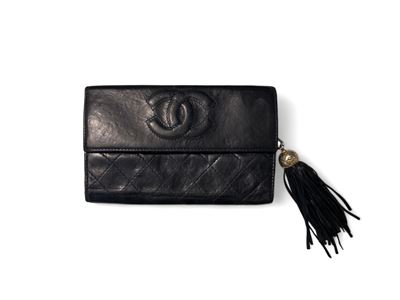Chanel, Portafoglio in Pelle Matellassé con Nappa Cuir