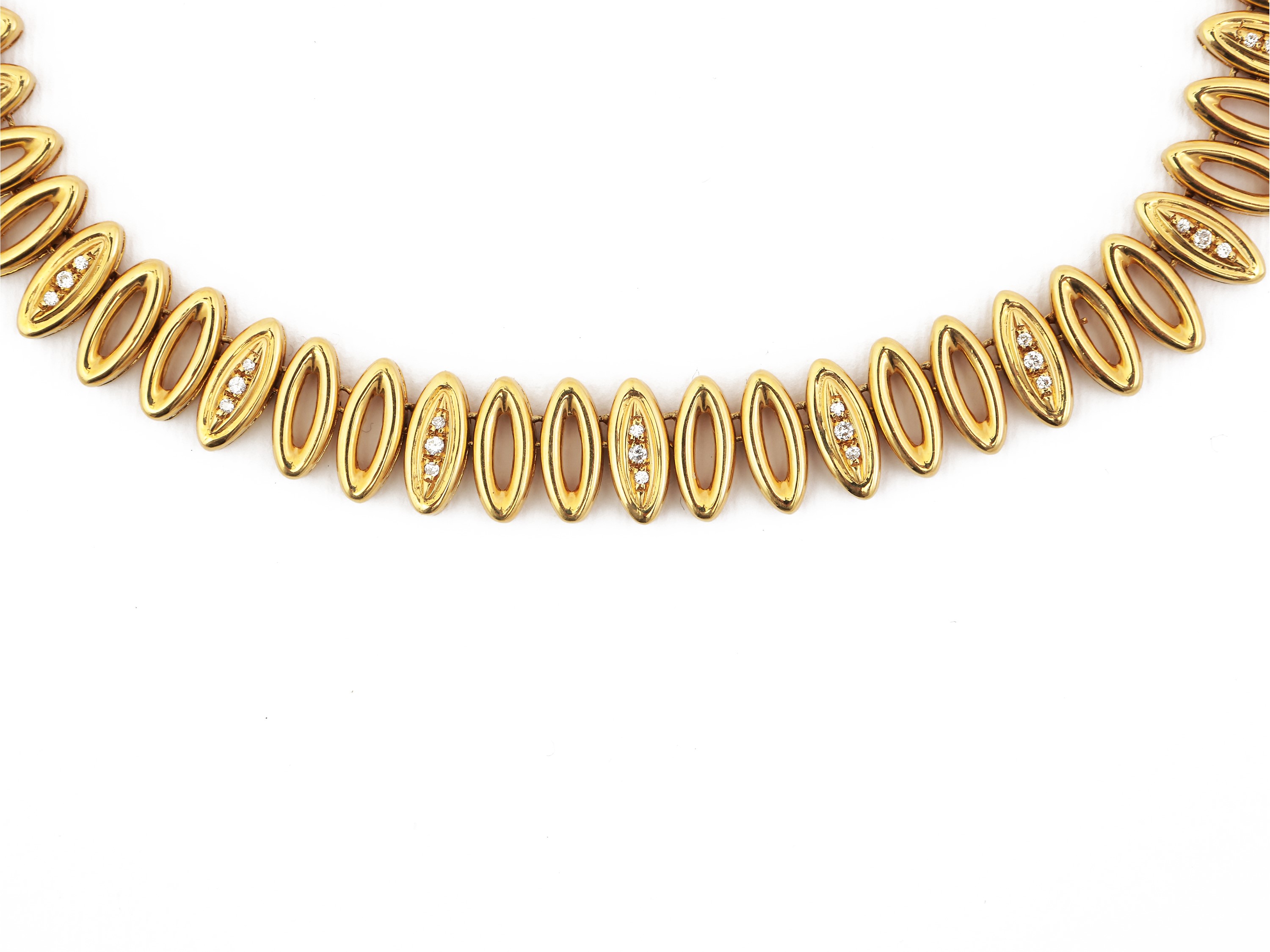 Collana Morbida in Oro Giallo con Diamanti