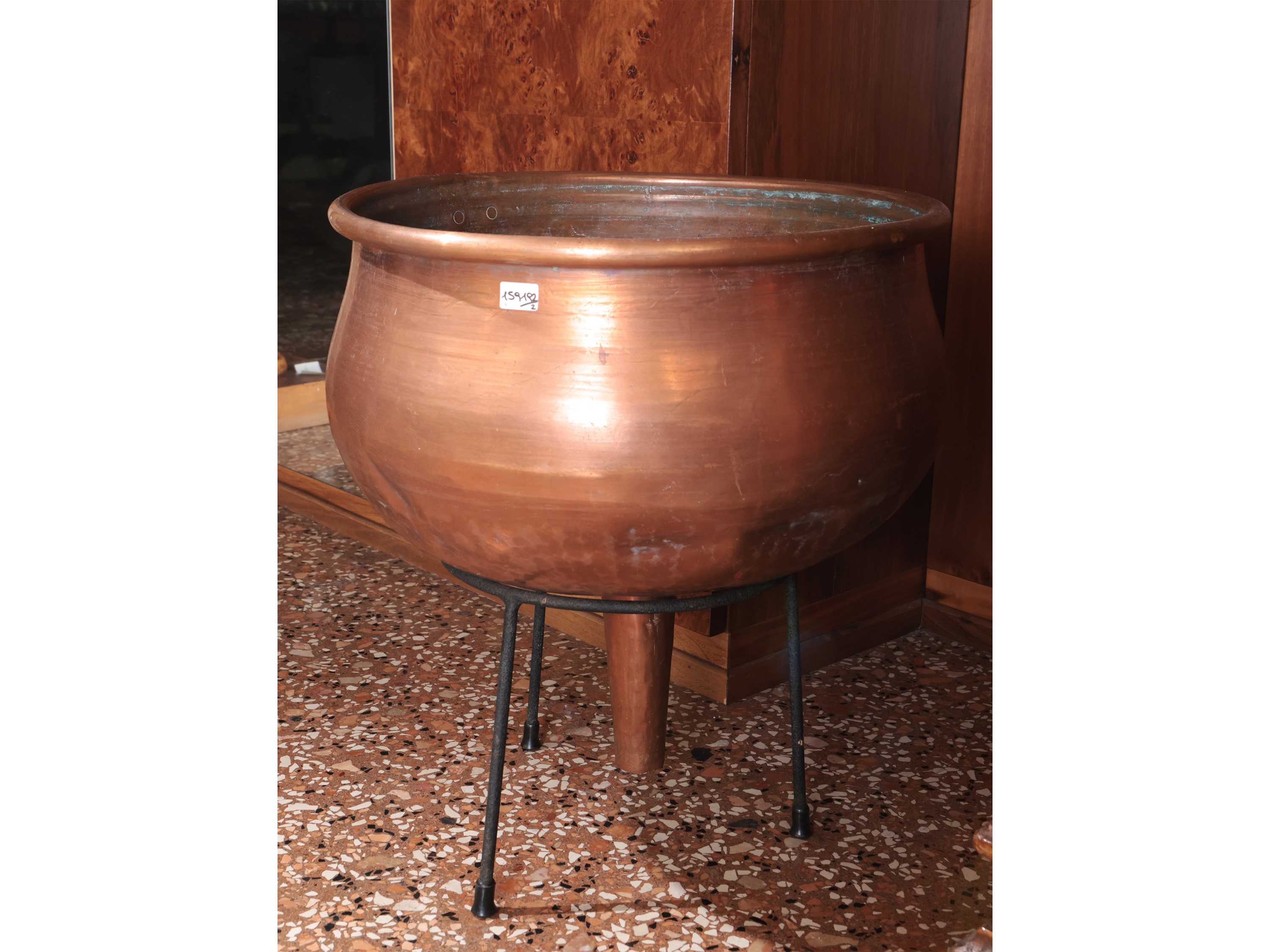 Due Complementi D'arredo in Rame