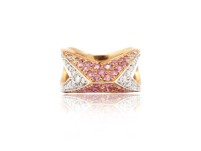Scavia Io Sì, Anello in Oro Rosa con Diamanti e Zaffiri Rosa