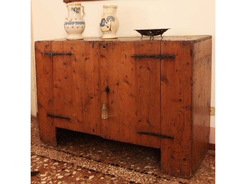 Credenza Rustica in Legno Tenero
