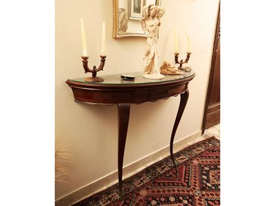 Console in Mogano