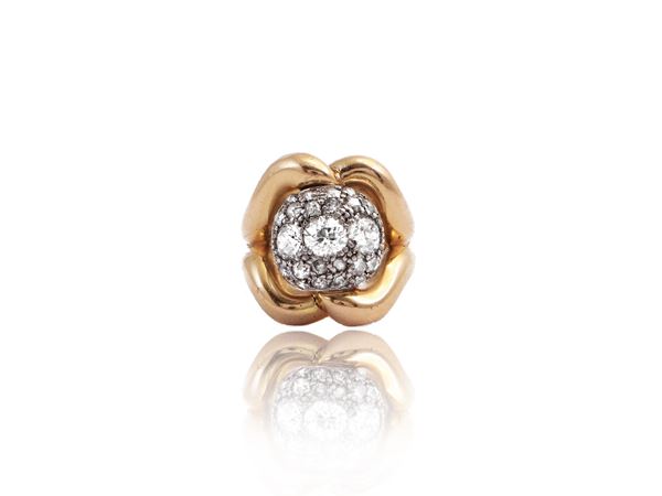 Yellow and white gold ring with diamonds