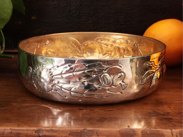 Silver fruit bowl centerpiece, Brandimarte