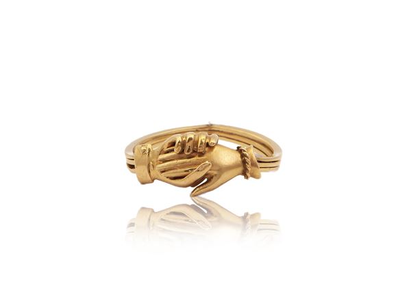 Decomposable ring in yellow gold