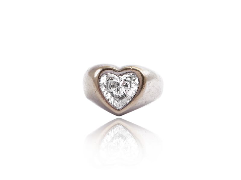 Anello in Oro Bianco con Diamante