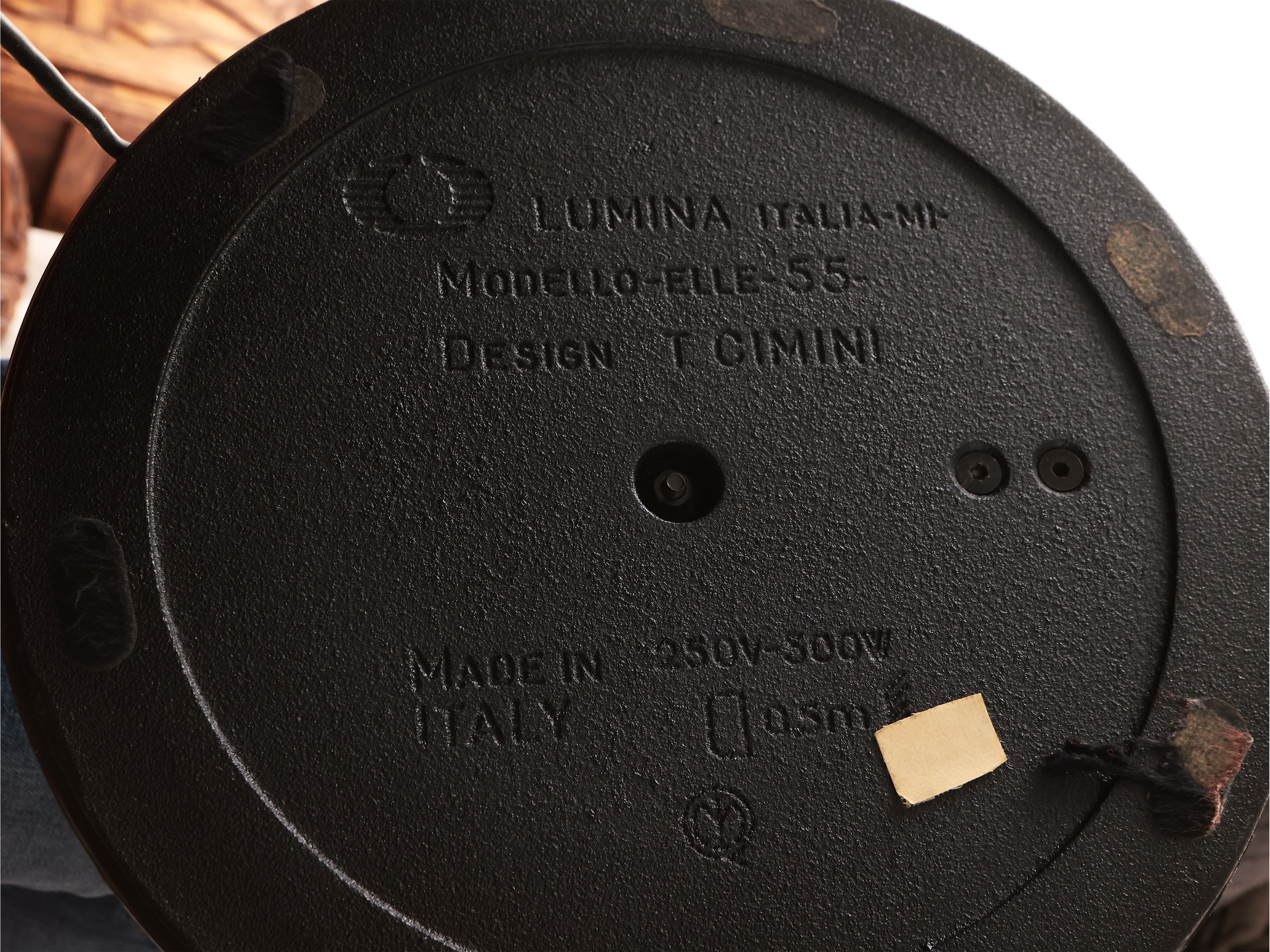 Lampada da Terra Elle, Tommaso Cimini, Lumina