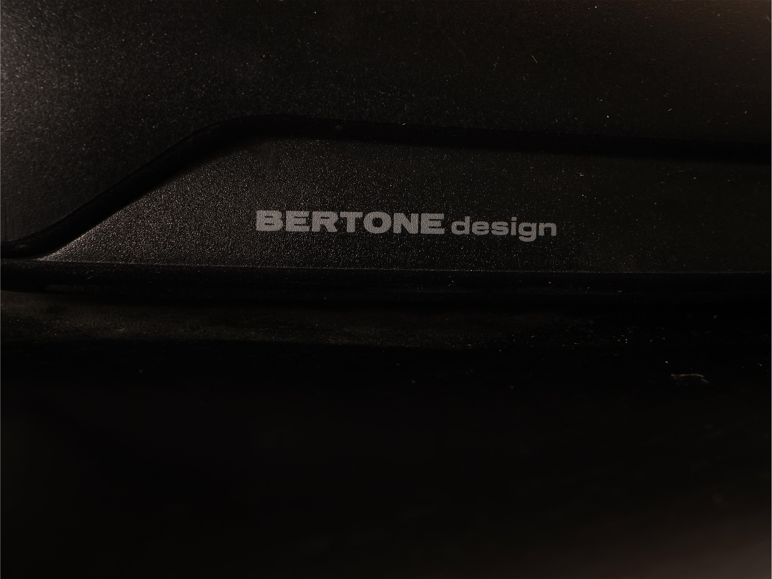 Lume da Tavolo Keos, Bertone Design per Bilumen