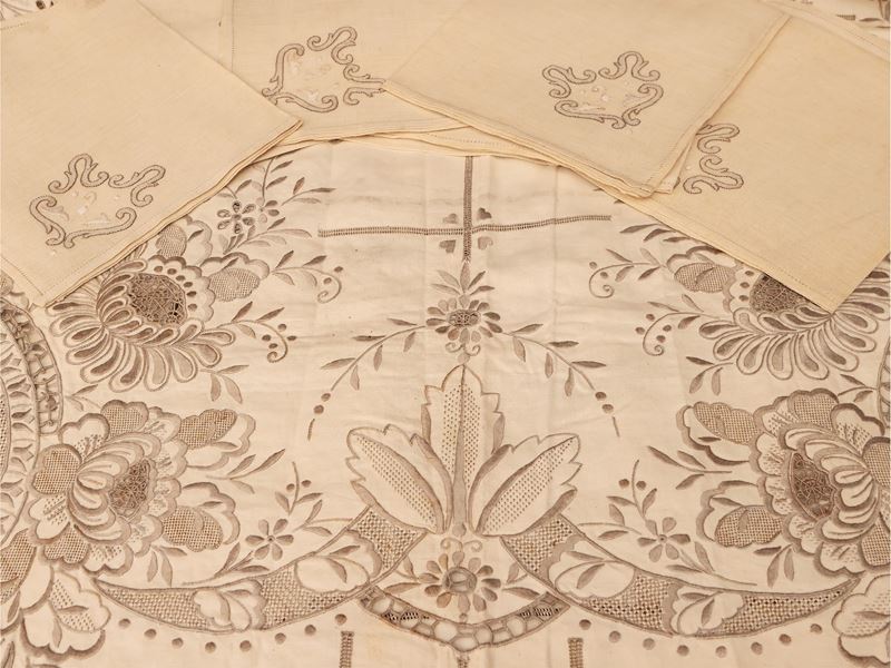 Tovaglia in Lino Color Avorio