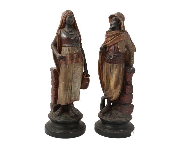 Coppia di Figure in Terracotta Policroma