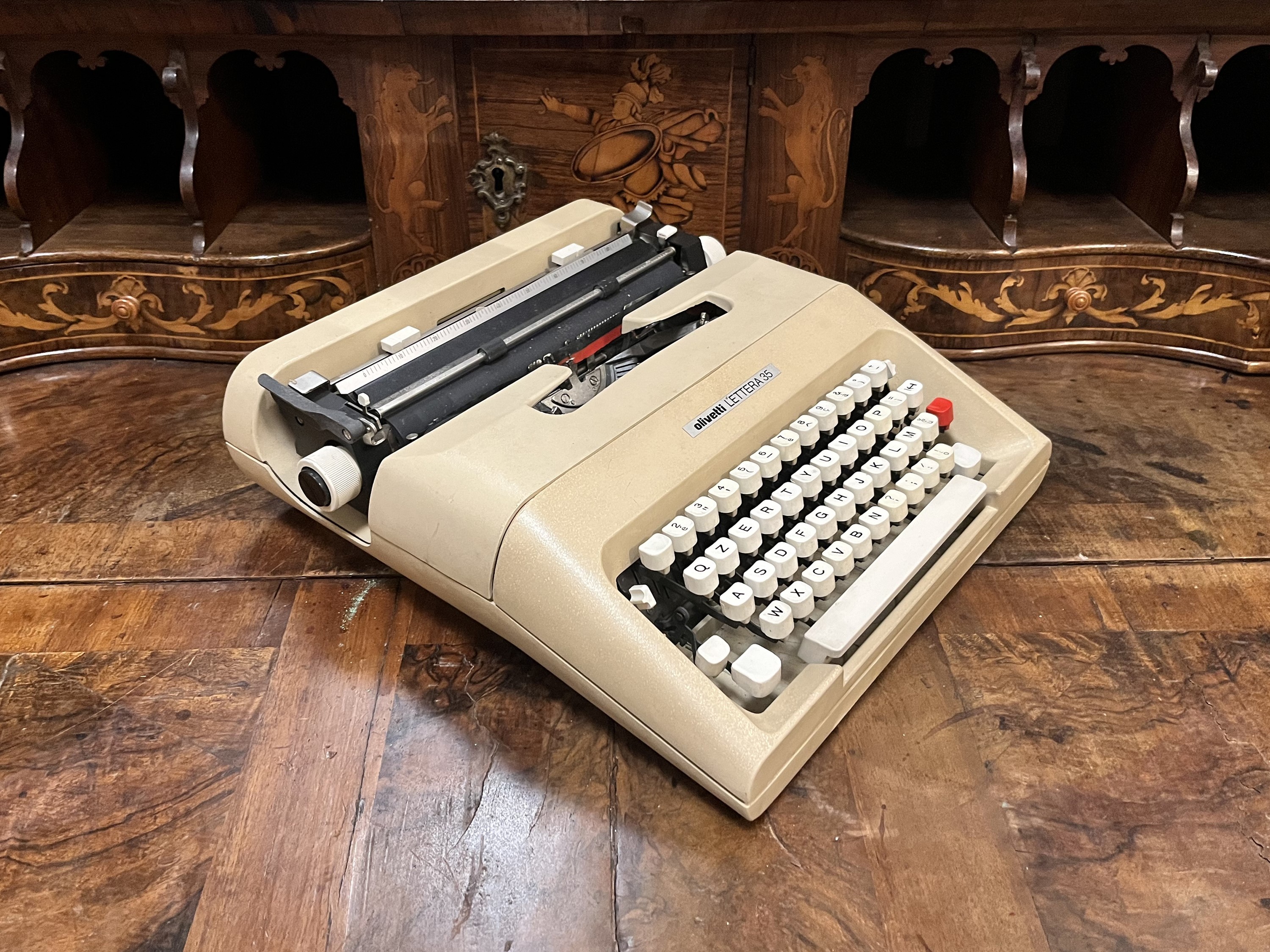 Macchina da Scrivere Lettera 35, Olivetti