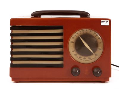 Radio Patriot Aristocrat 400, Norman Bel Geddes per Emerson