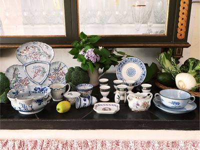 Assortimento di Accessori in Ceramica e Porcellana, Ginori, Cantagalli ed Altri