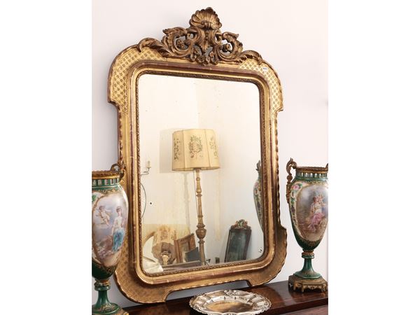 Small mirror in carved and gilded wood and tablet