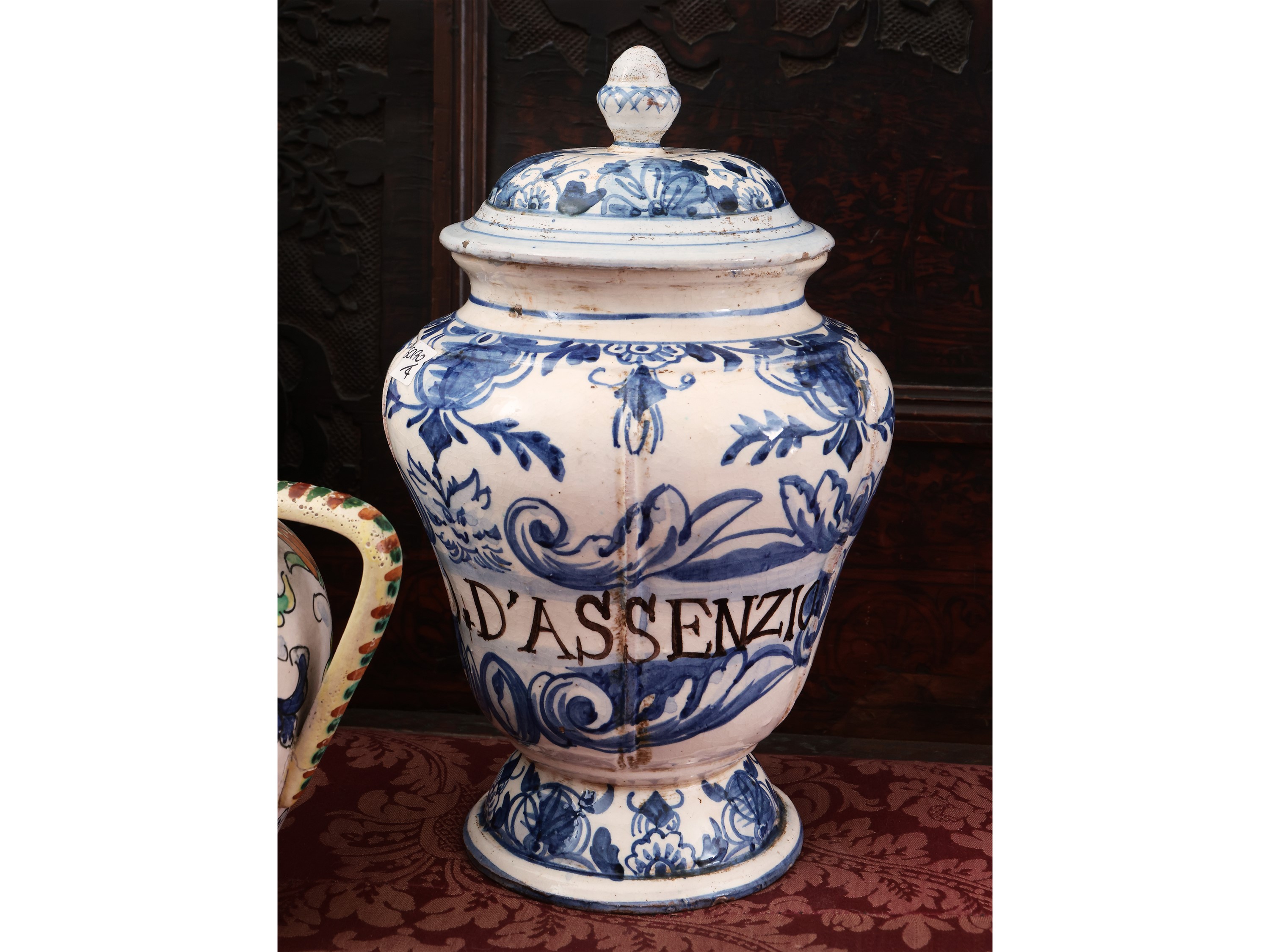 Lotto di Accessori in Ceramica e Maiolica