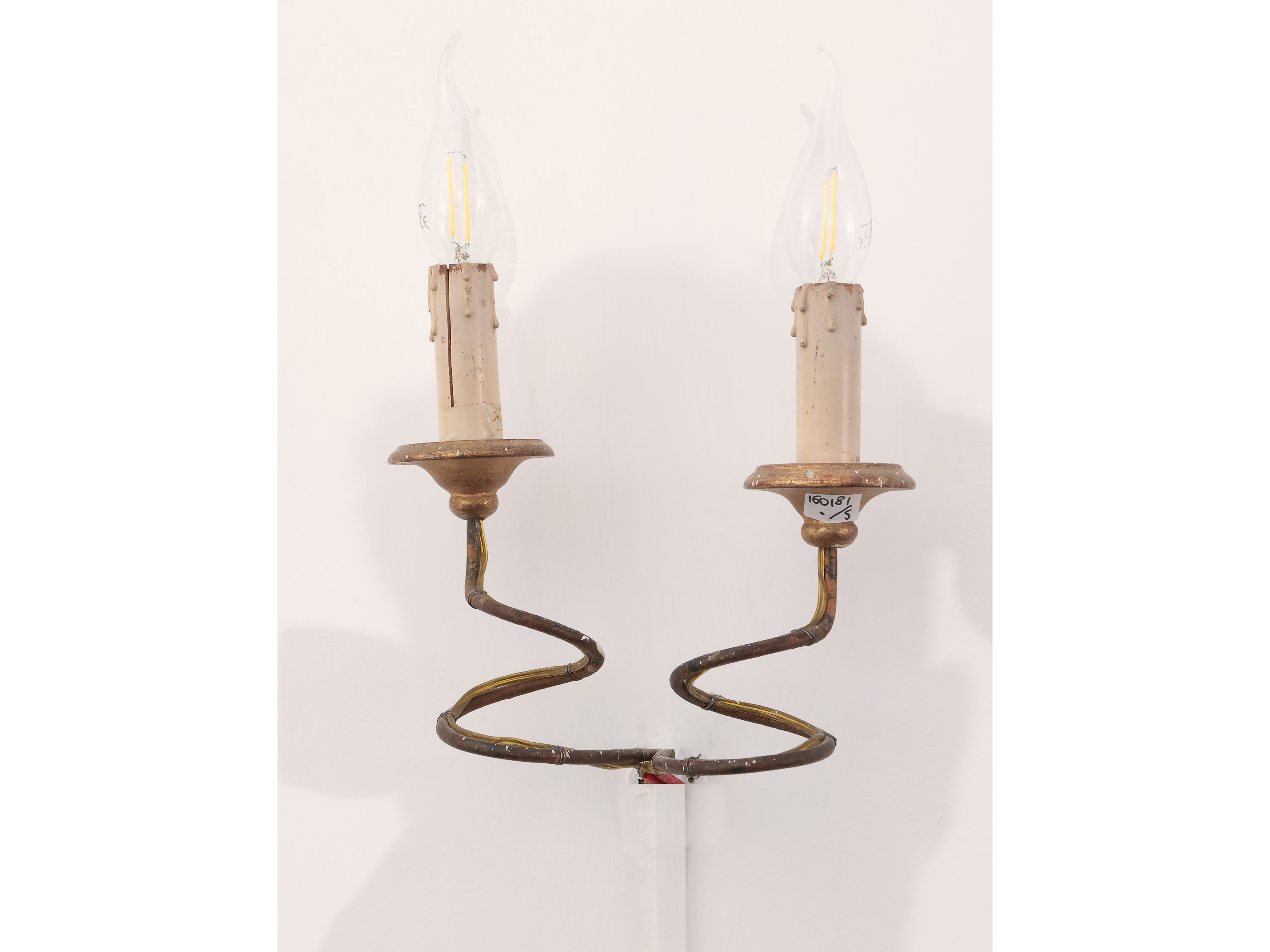 Serie di Quattro Applique in Legno Dorato