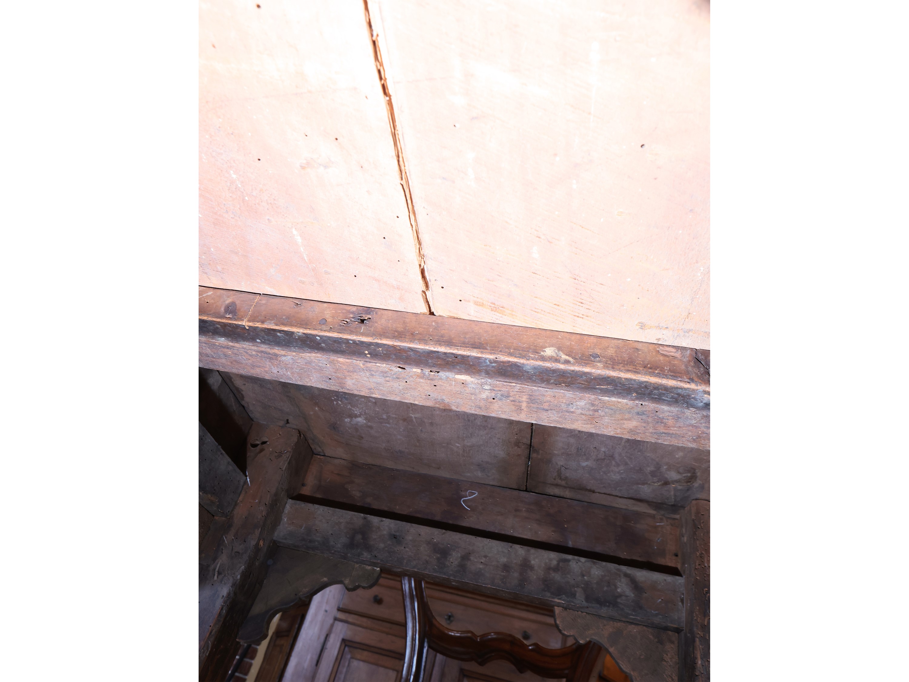 Tavolo Rustico in Noce e Legno Tenero