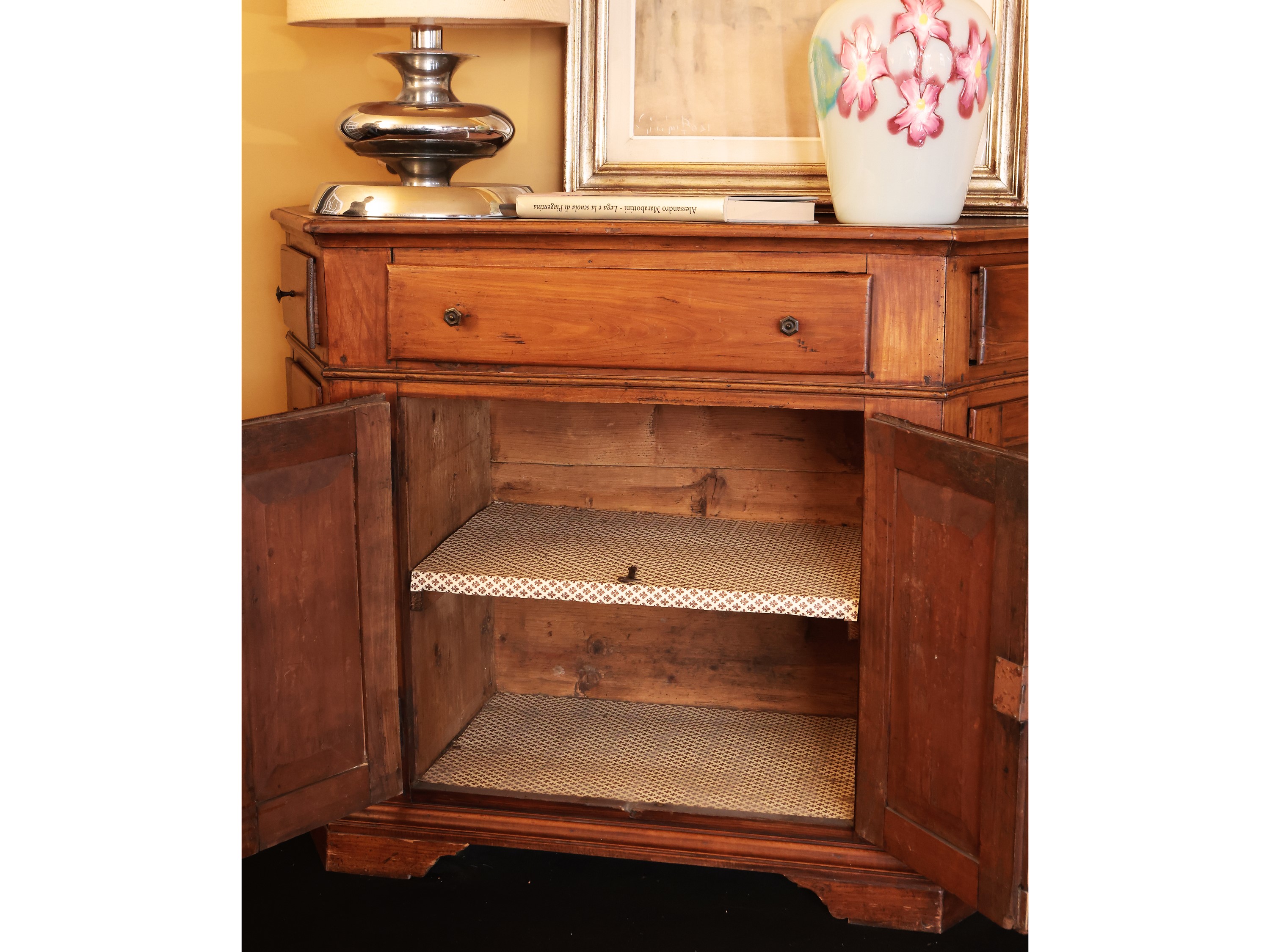Piccola Credenza in Ciliegio