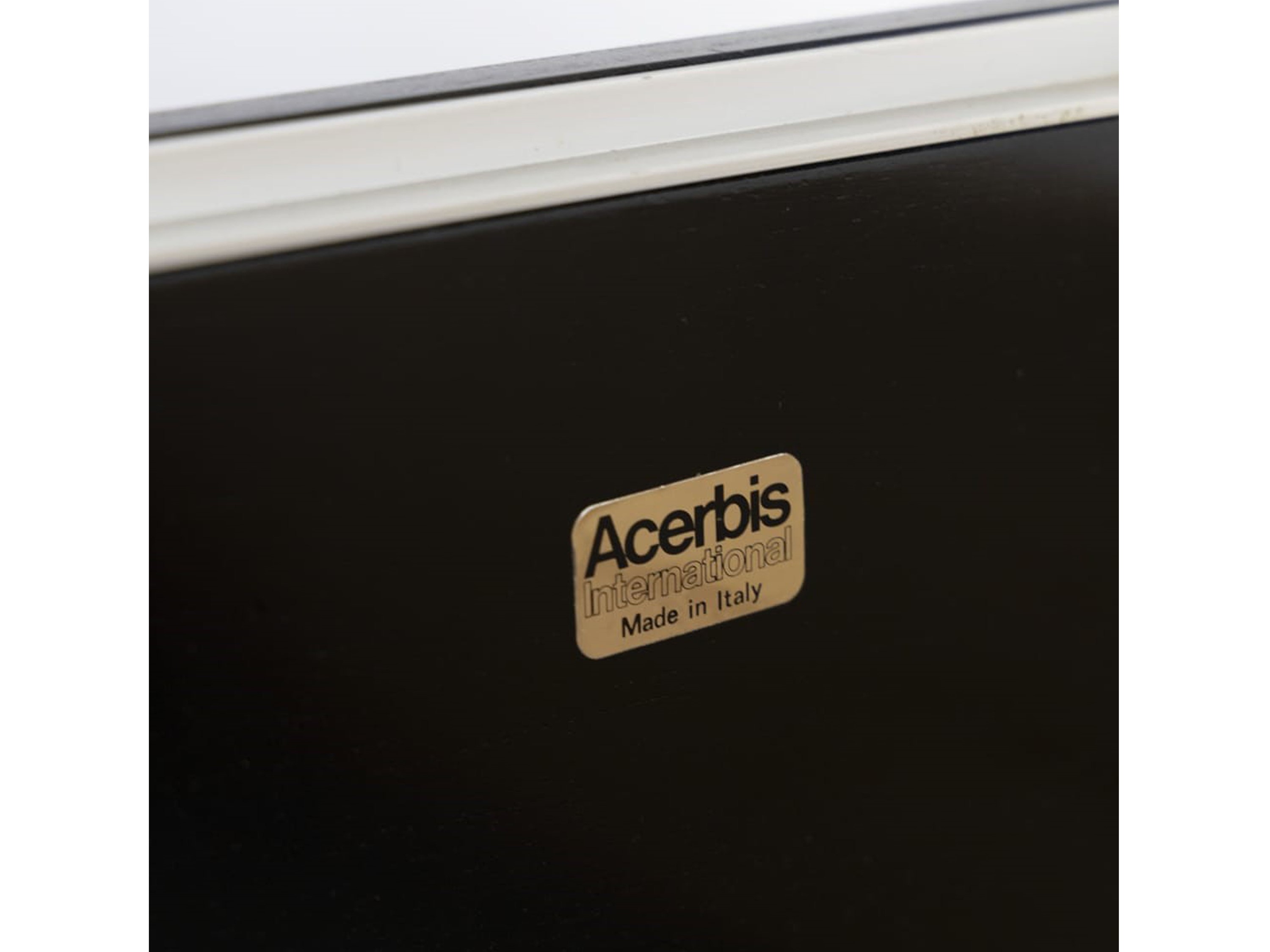 Credenza Modello Parioli Prodotta da Acerbis