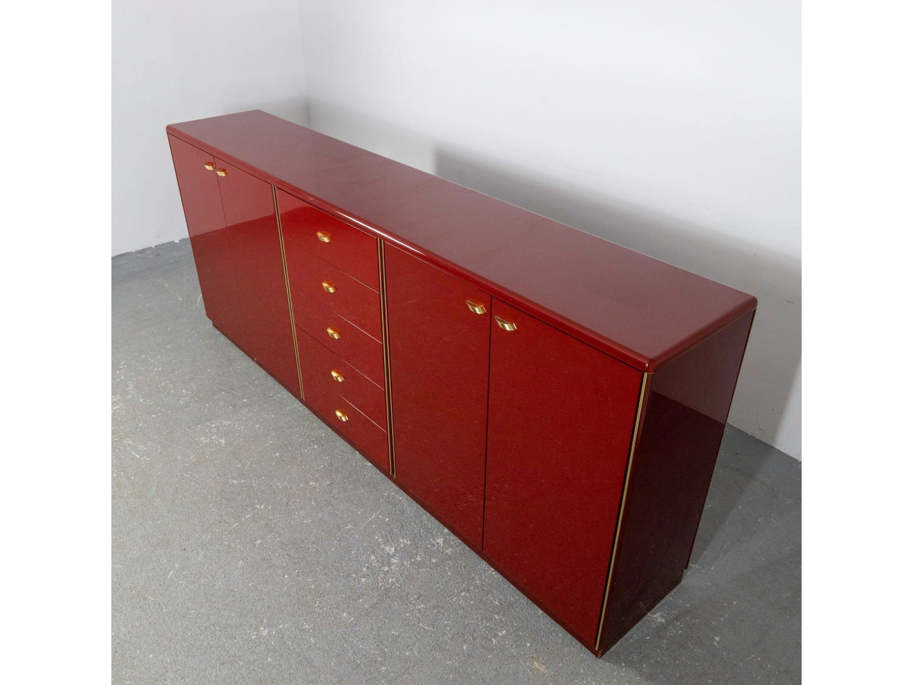 Credenza Laccata Rossa