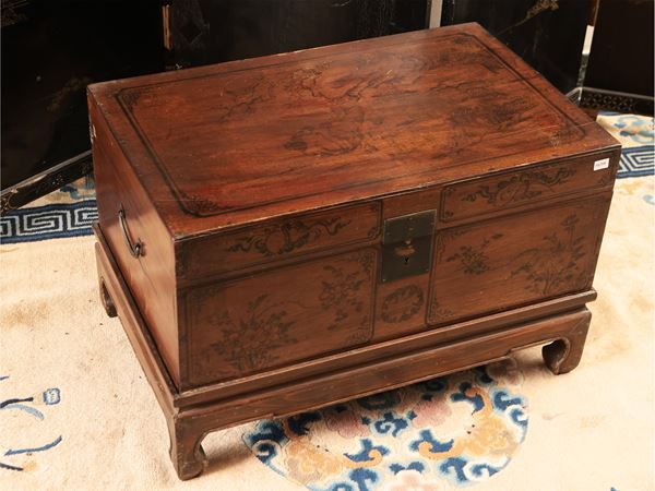 Oriental trunk