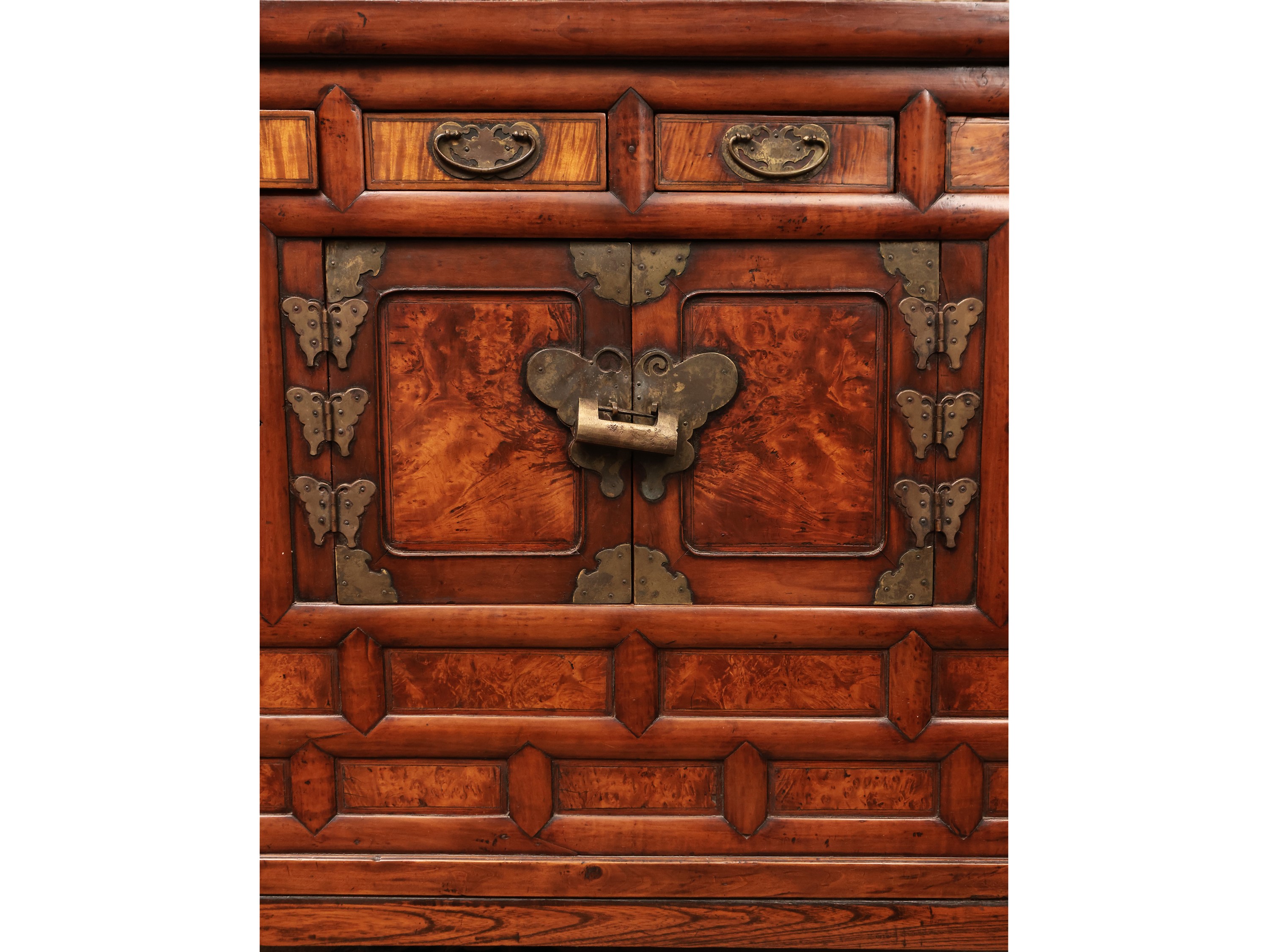 Piccola Credenza Orientale in Tek e Radica