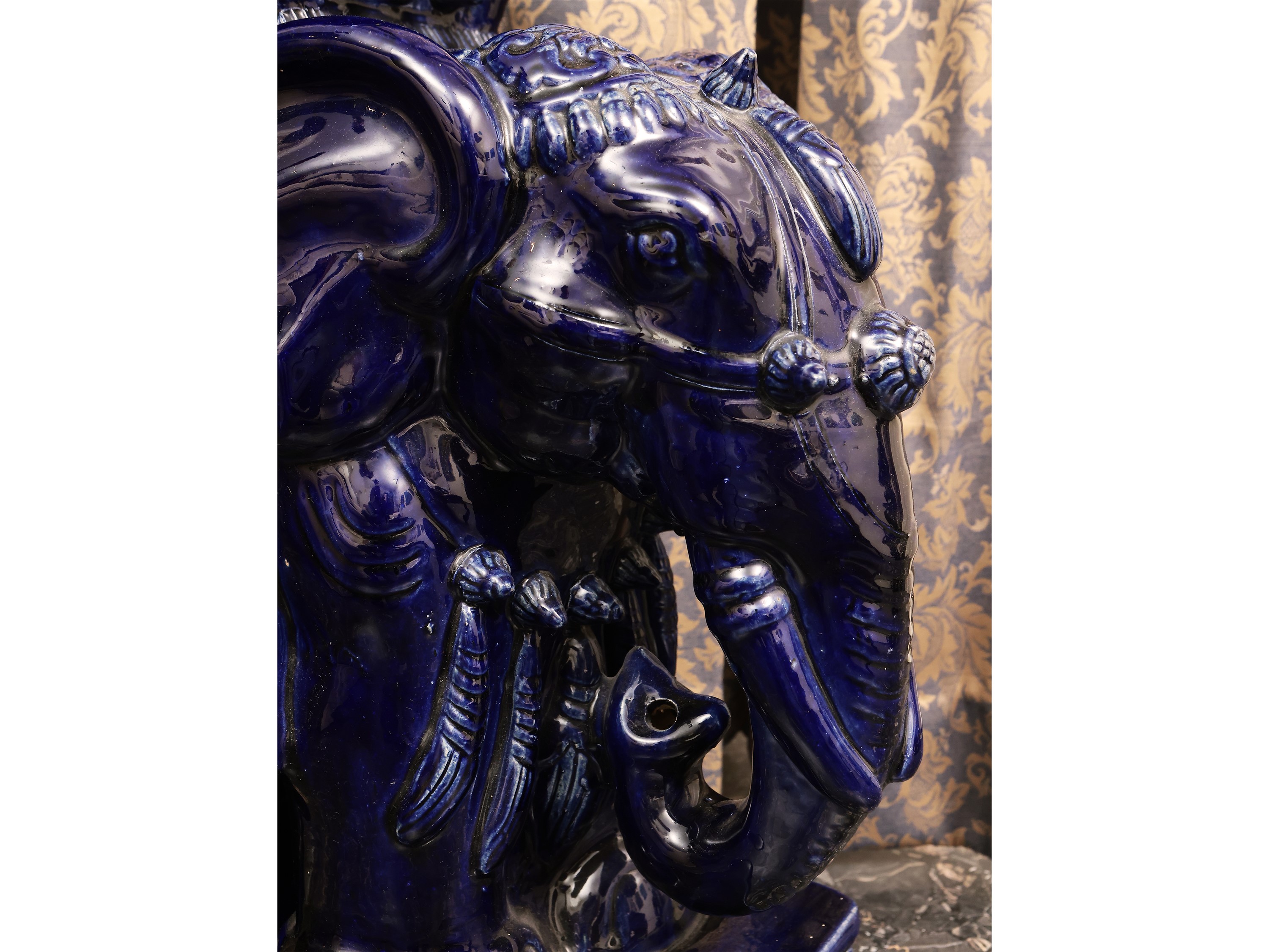 Tavolino in Ceramica Inventriata Blu