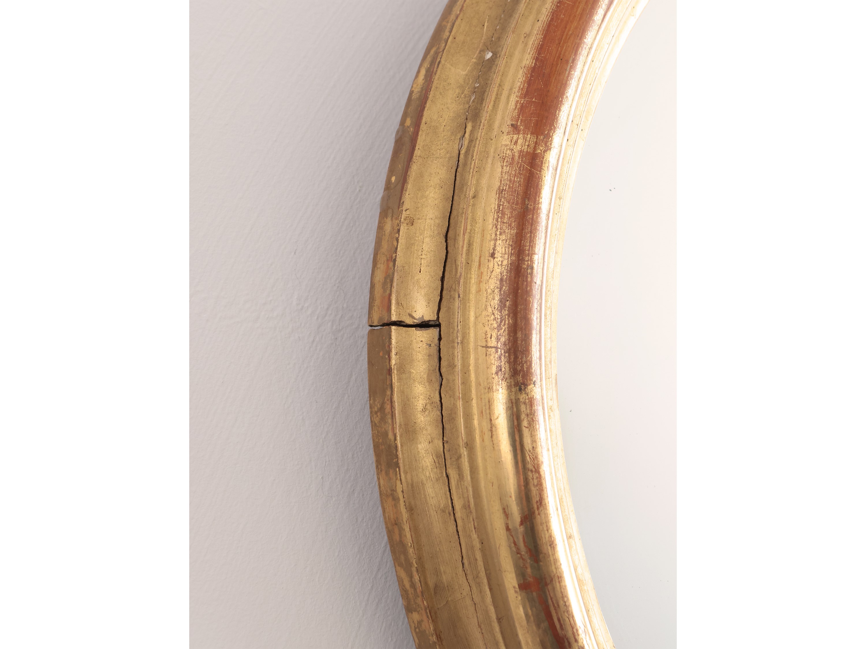Piccola Specchiera con Cornice in Legno Dorato