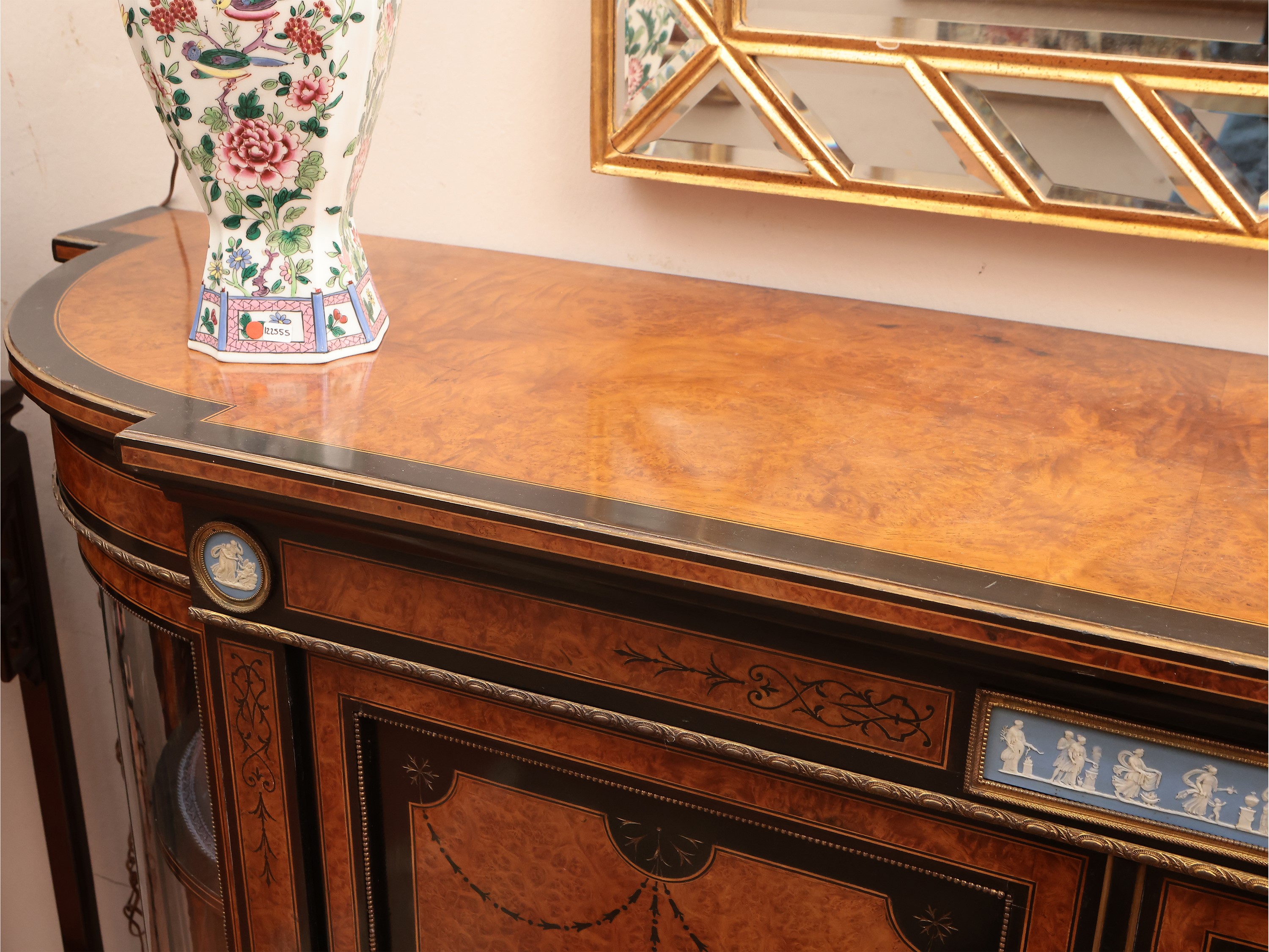 Credenza Impiallacciata in Radica di Noce e Legno Ebanizzato