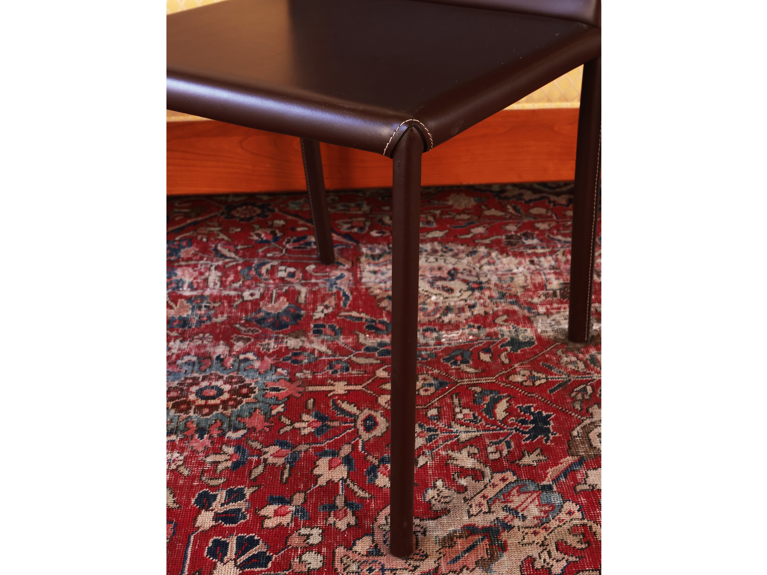 Serie di Quattro Sedie, Calligaris