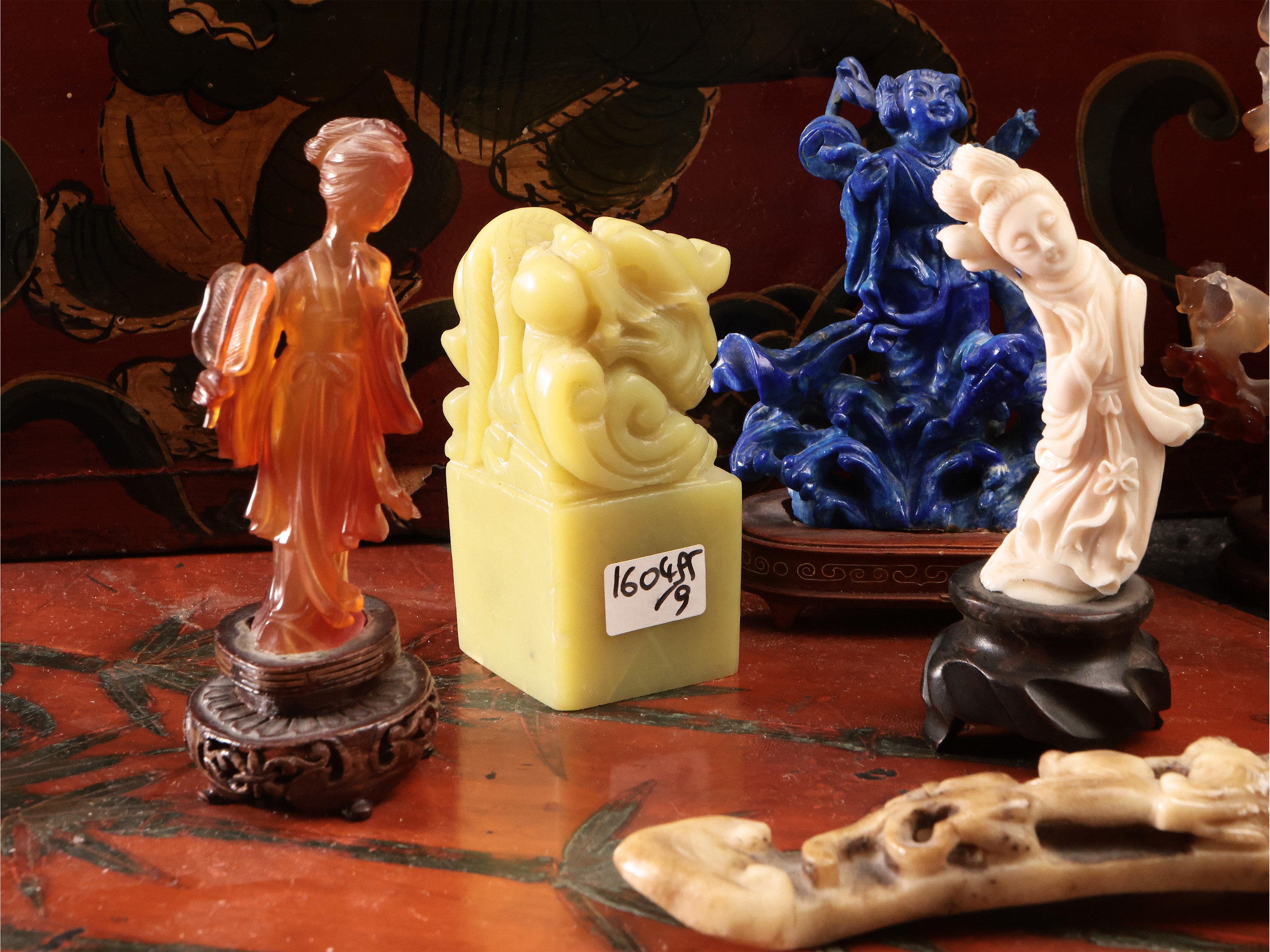 Miscellanea di Piccoli Gruppi Orientali in Pietre Dure