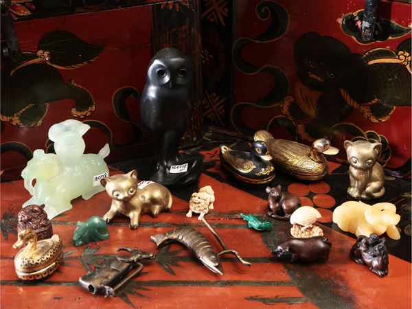 Miscellany of small oriental animals in semi-precious stones