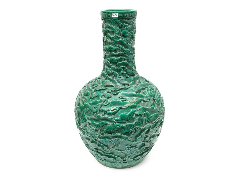 Grande Vaso a Bulbo in Ceramica Invetriata Verde Smeraldo