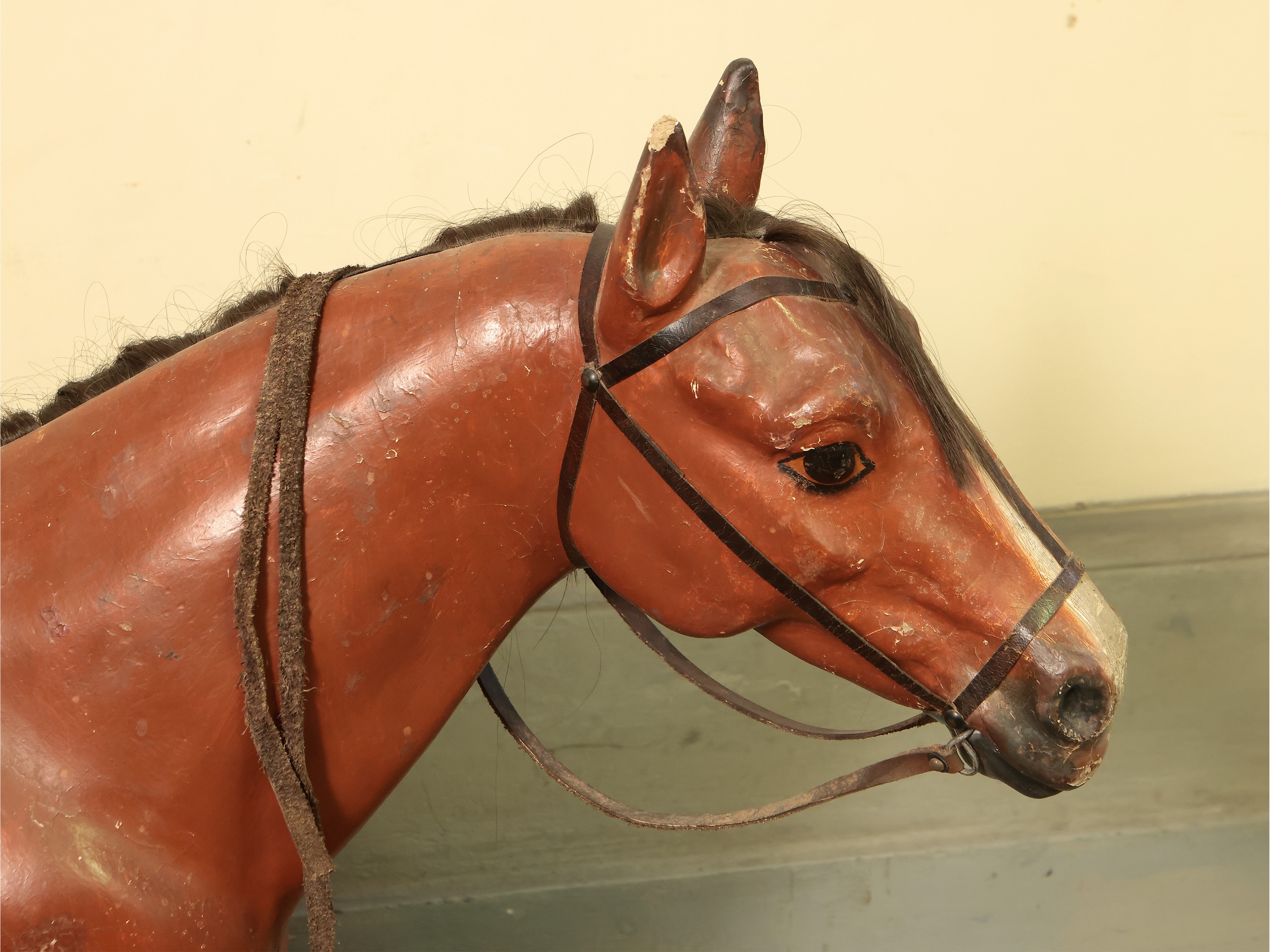 Cavallino Giocattolo in Cartapesta