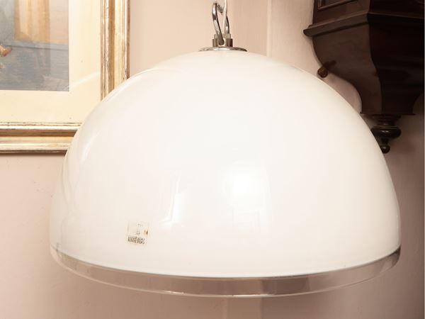 Lampadario in vetro lattimo di Murano
