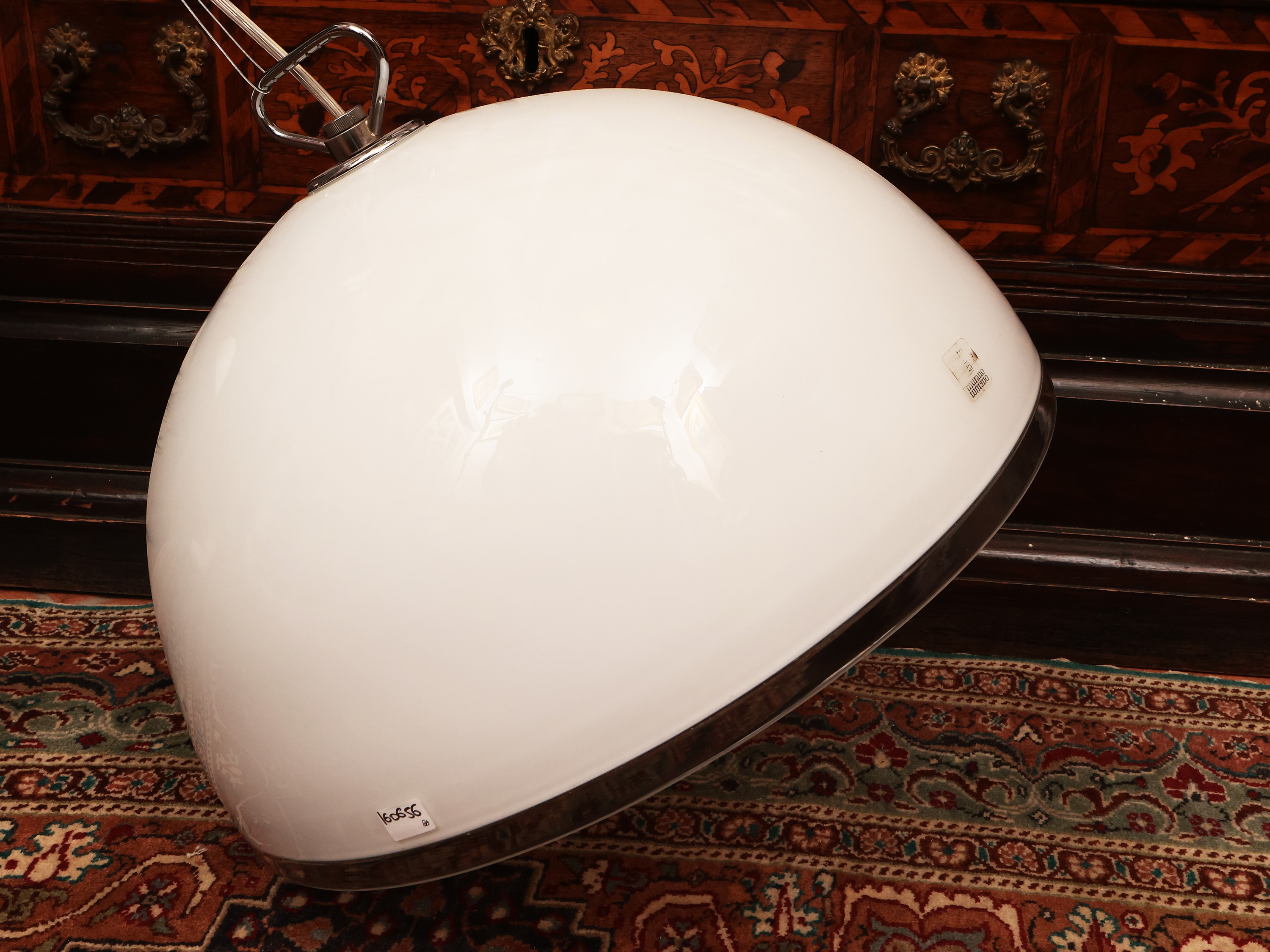 Lampadario in Vetro Lattimo di Murano