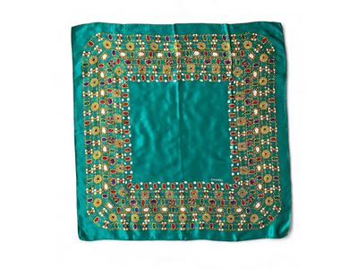 Chanel, Due Foulard in Seta