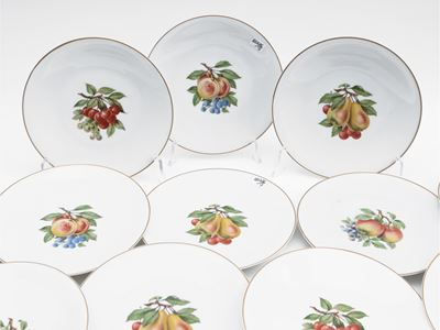 Serie di Sei Piattini da Frutta in Porcellana, Porcelain De Paris