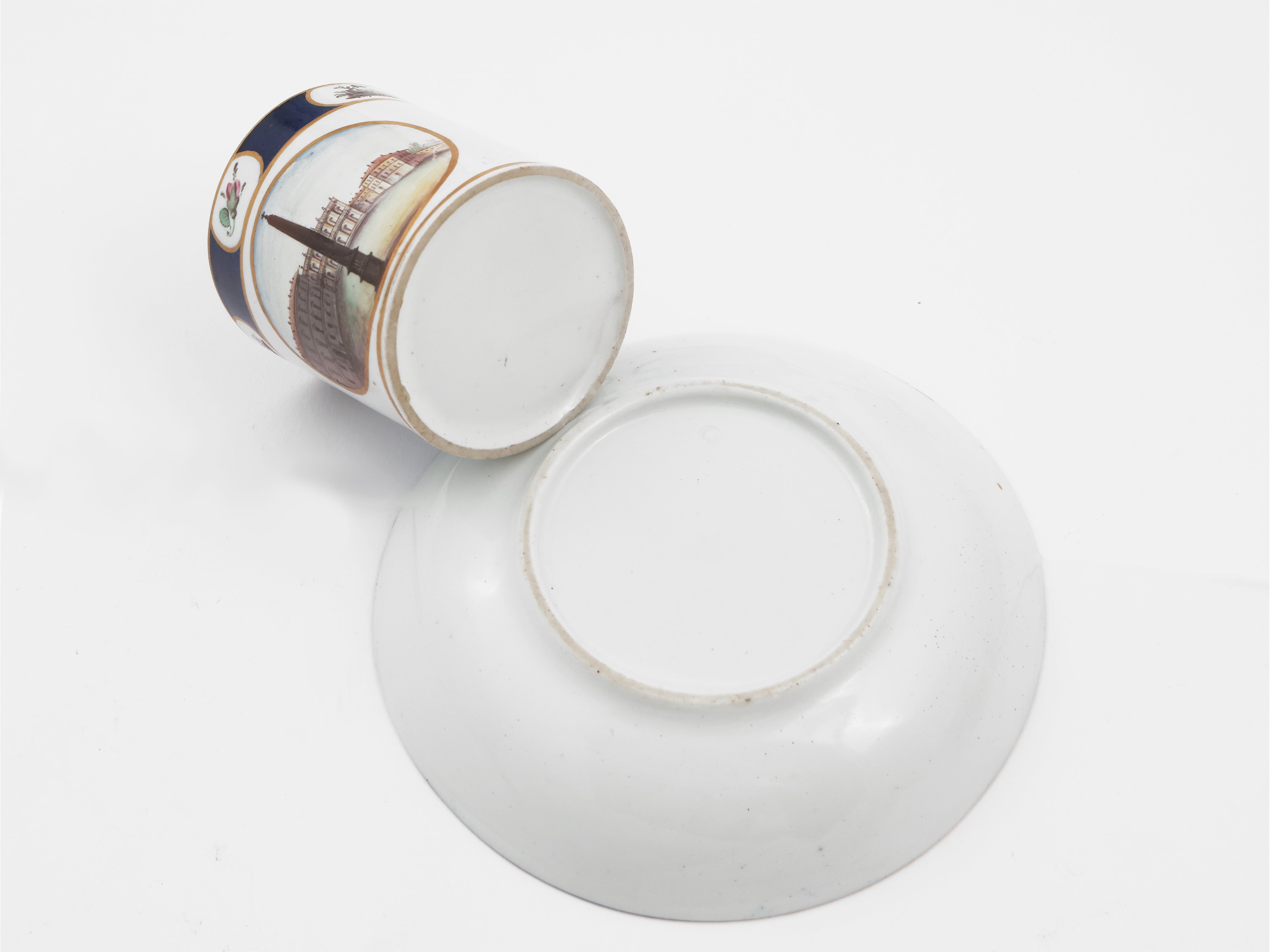 Serie di Sei Tazzine da Caffè in Porcellana, Doccia