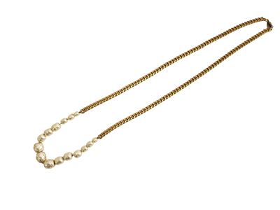 Miriam Haskell, Collana con Perle Simulate