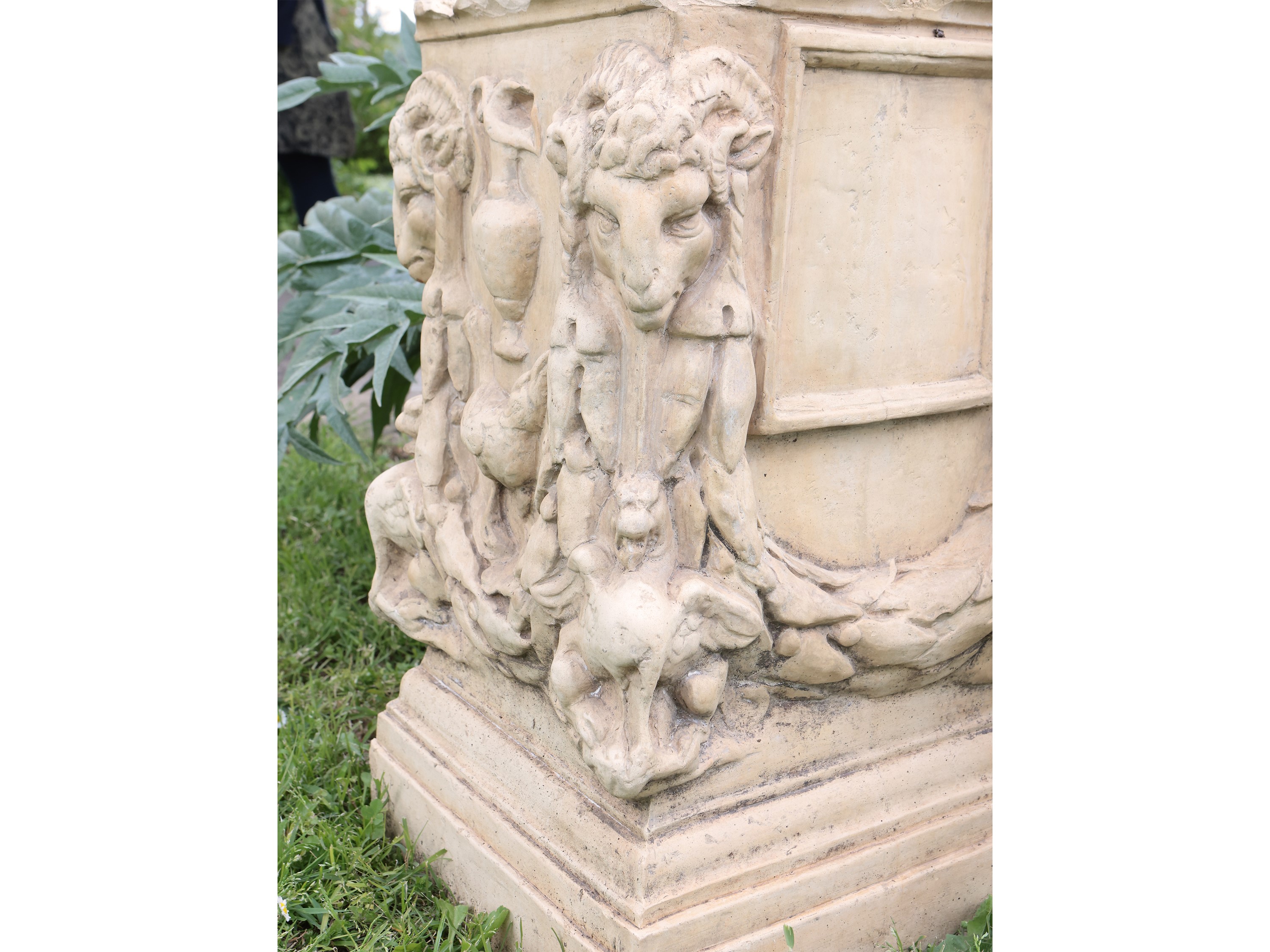 Basamento in Terracotta, Manifattura di Signa